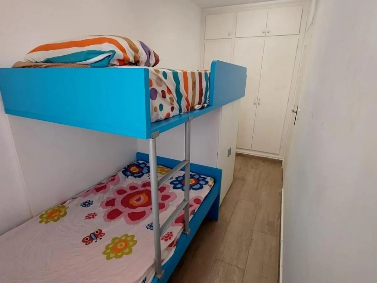 アパート Apartamento Port 3 En Llanca Con Terraza, 3 Habitaciones, Wi-Fi Y Mascotas Permitidas - Es-170-84